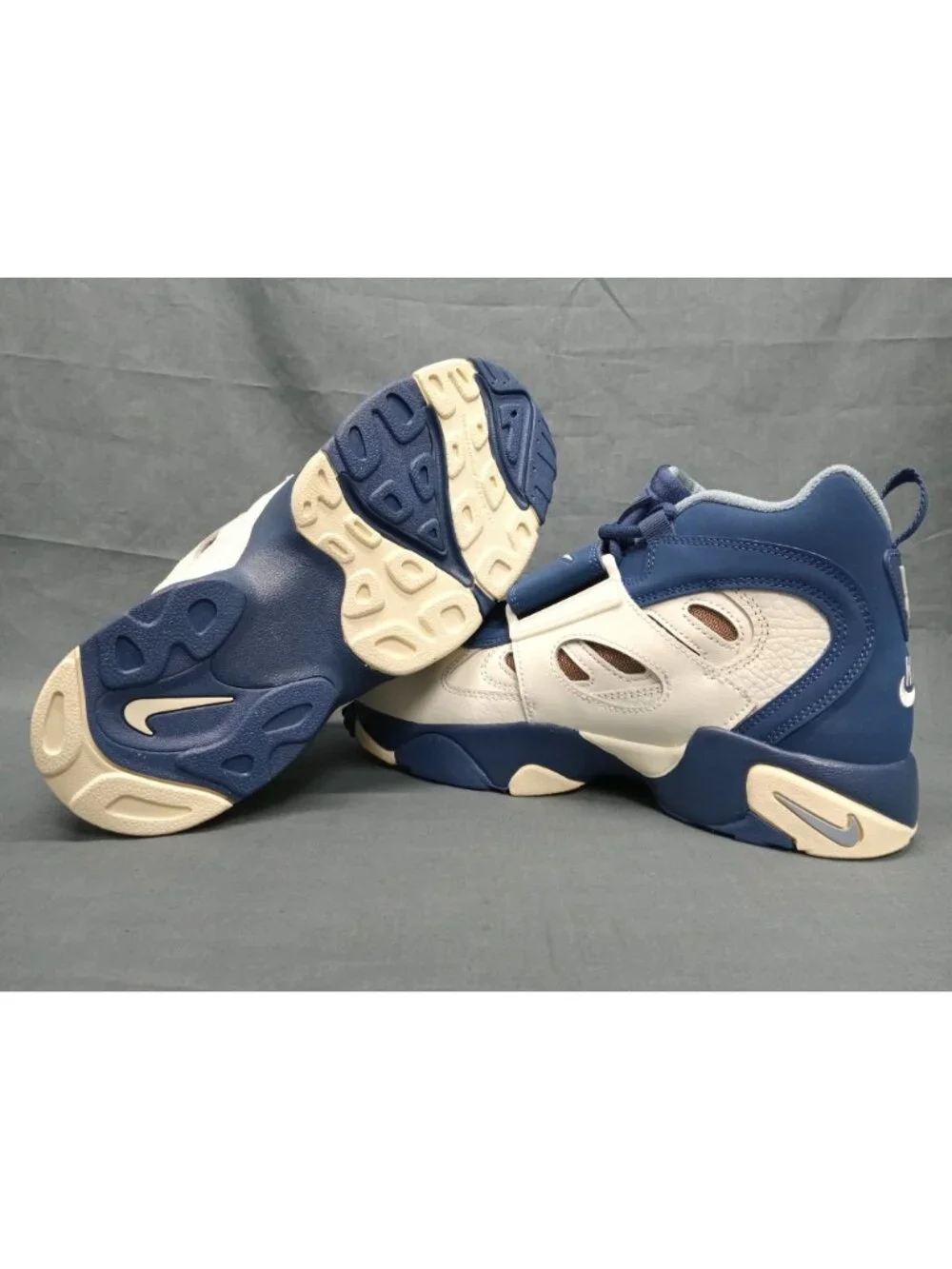 Nike Air Diamond Turf 2 (GS) Sneaker Mystic Navy Grey Boys Size 6 NEW IN BOX!
